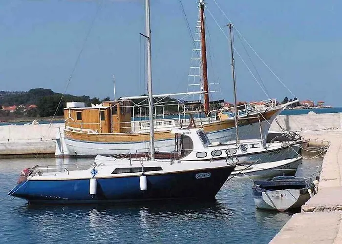23 * Pašman