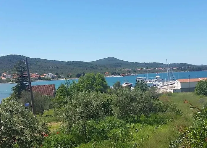 23 * Pašman